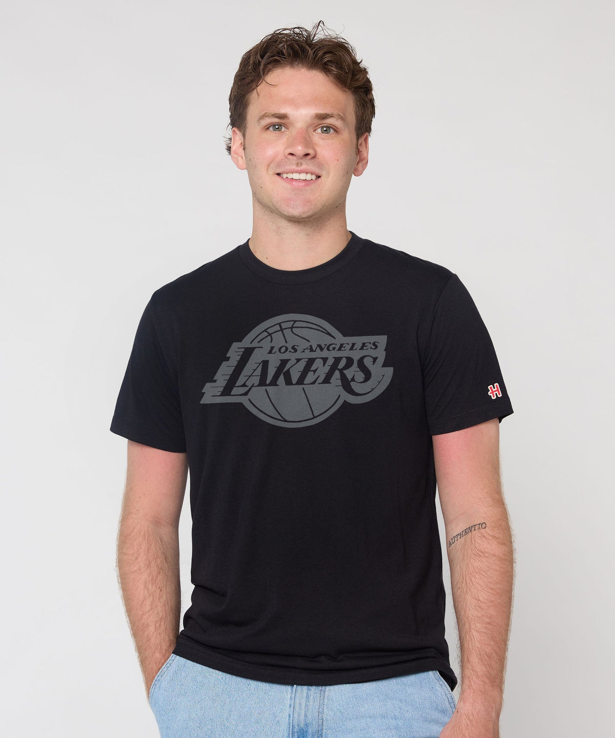 Los Angeles Lakers Logo Blackout product image 3